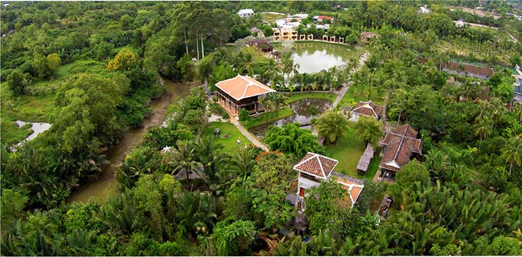 10 Tourist spots not to be missed in Ho Chi Minh City 10 Tourist spots not to be missed in Ho Chi Minh City