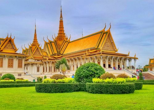 Cruise Tour From Phnom Penh To Saigon