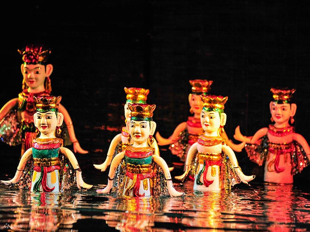 Exploring Hanoi And Suroudning In Style