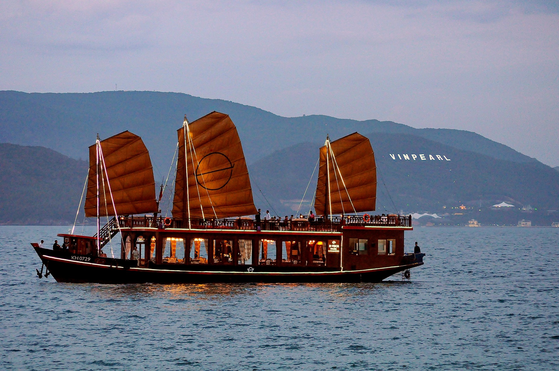 Nha Trang Day Cruise