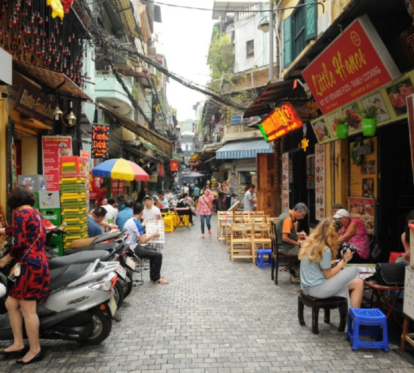 vietnam-street-snacks-11